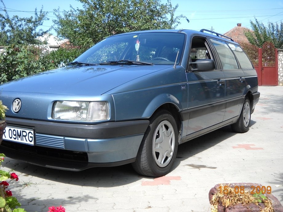 Volkswagen Passat B3 - 35i  "Passi"