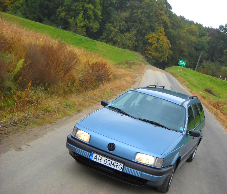 Volkswagen Passat B3 - 35i  "Passi"