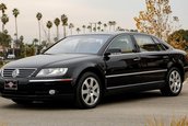 Volkswagen Phaeton cu 12.000 de km in bord