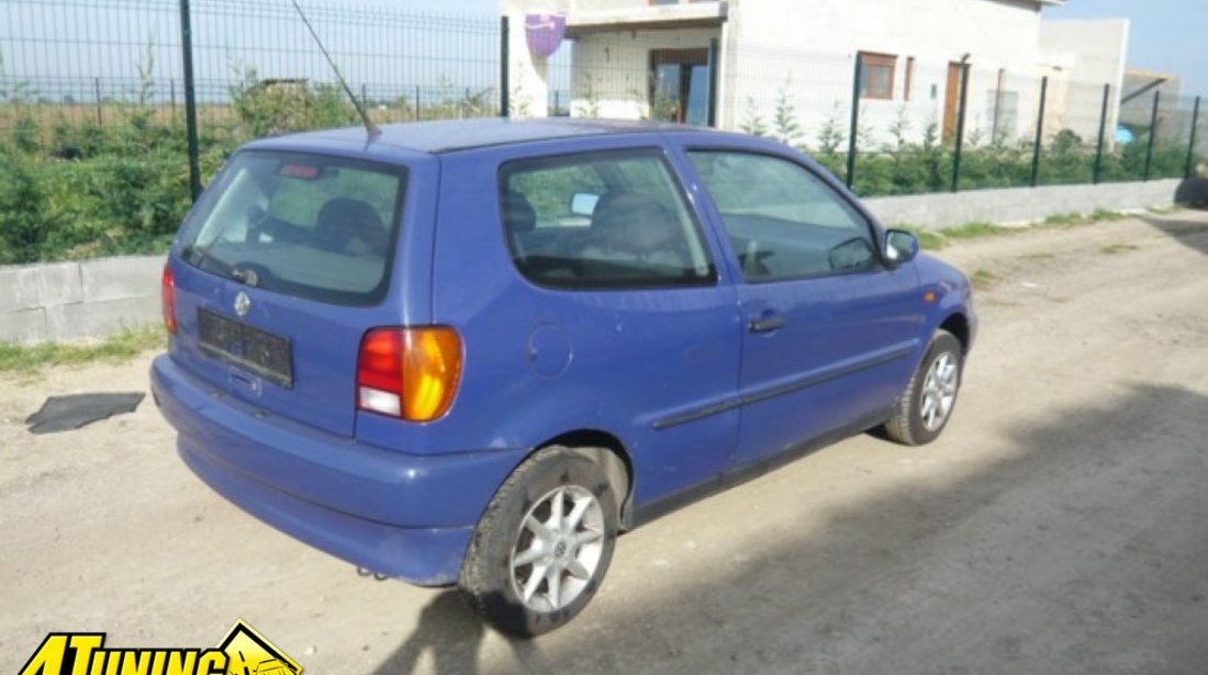 Volkswagen Polo 1 0i