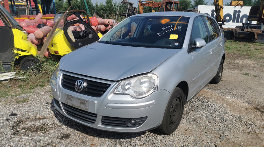 Volkswagen Polo 9N 1.4tdi+DPF tip BWB , cutie JDE