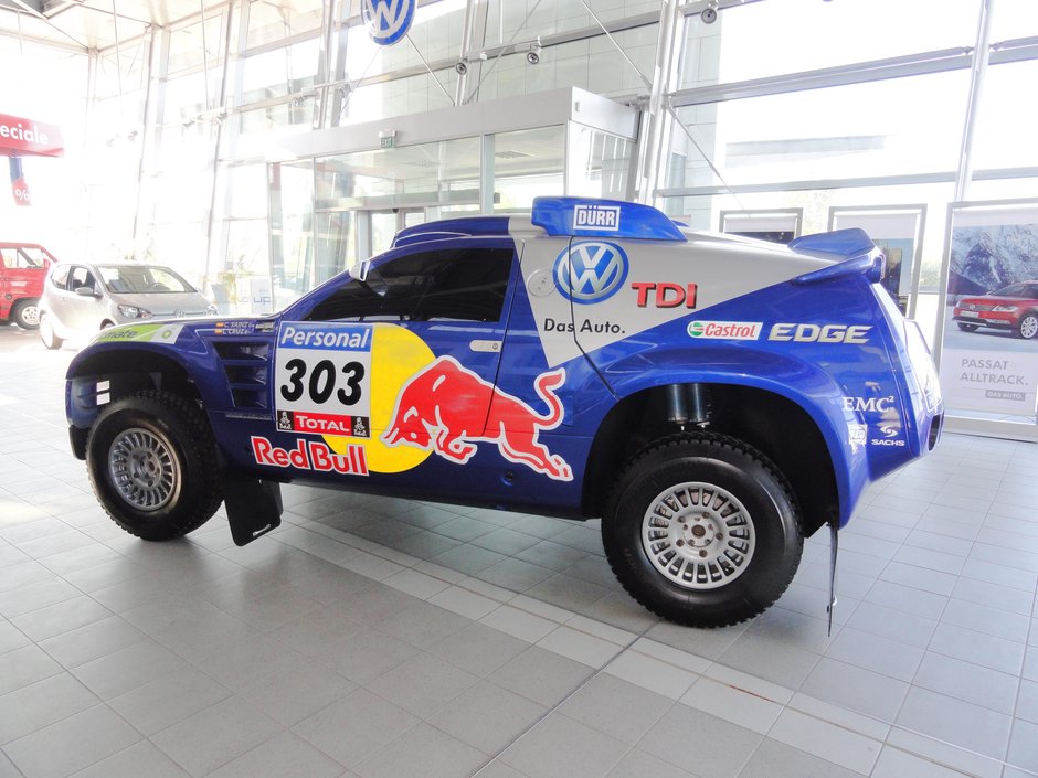 Volkswagen Race Touareg 2 poate fi admirat la MIDOCAR Vitan