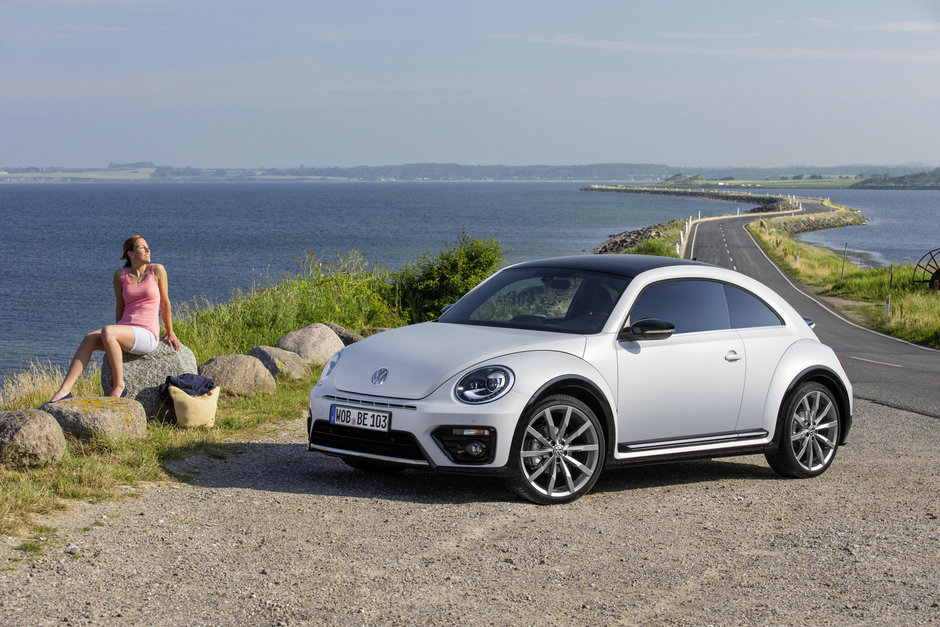 Volkswagen Scirocoo si Beetle