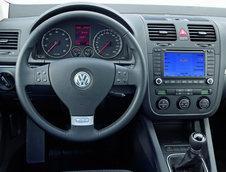 Volkswagen si cele sapte Golfuri