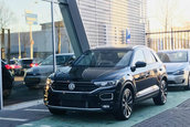 Volkswagen T-Roc la dealer