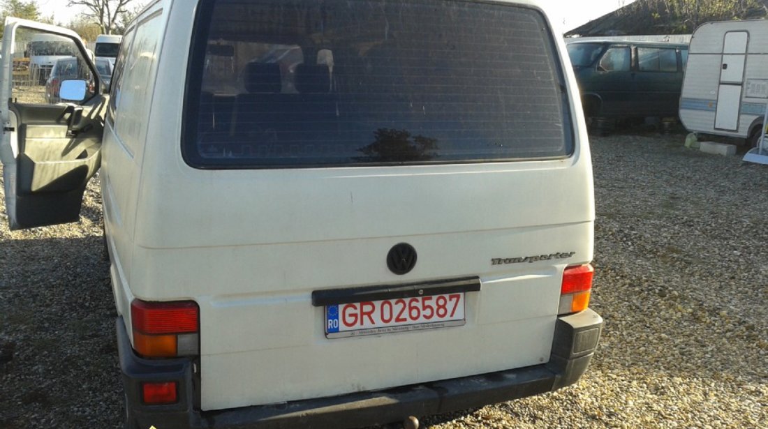 Volkswagen T4 2 4