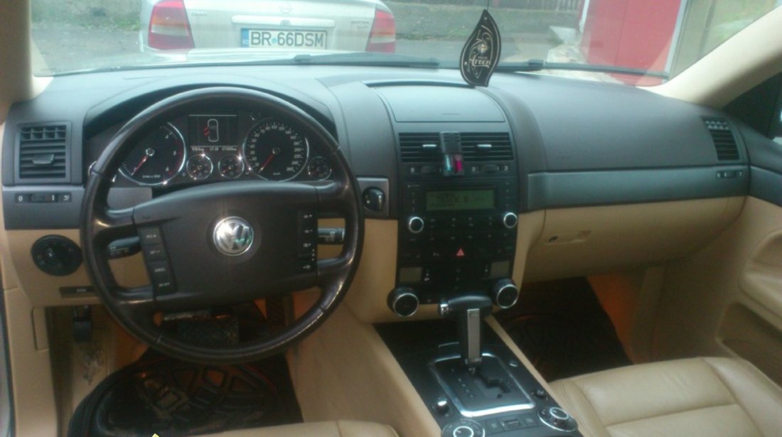 Volkswagen Touareg 2500