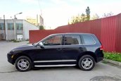 Volkswagen Touareg cu fata de Porsche Cayenne