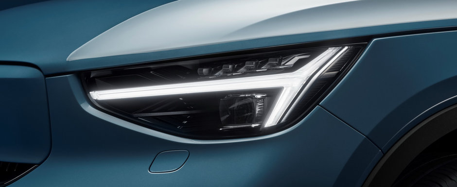 Volvo a lansat masina asteptata de toata lumea. Fa cunostinta cu C40 Recharge, primul SUV Coupe din gama suedezilor Volvo a lansat masina asteptata de toata lumea. Fa cunostinta cu C40 Recharge, primul SUV Coupe din gama suedezilor