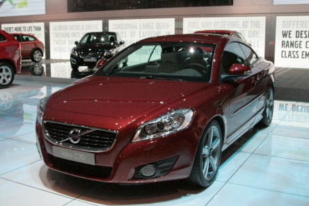 Volvo C70 defileaza la Frankfurt