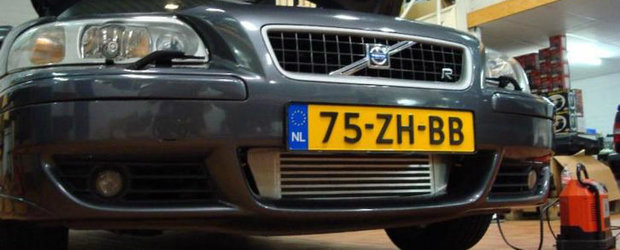 Volvo de 440 CP scos la vanzare cu 19.000 euro. Merita sau nu?