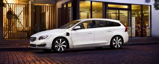 Volvo dubleaza productia lui V60 Plug-in Hybrid