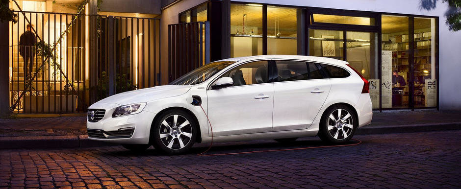 Volvo dubleaza productia lui V60 Plug-in Hybrid