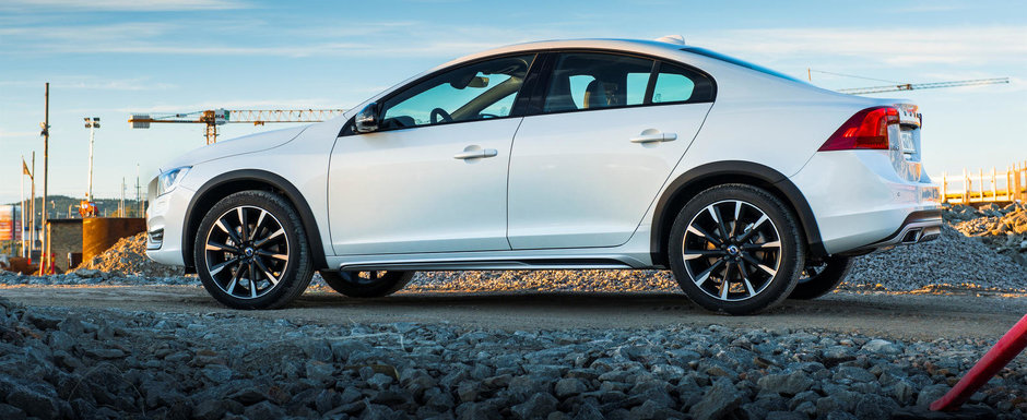 Volvo ne invita sa (re)descoperim primul SUV Sedan al planetei Volvo ne invita sa (re)descoperim primul SUV Sedan al planetei