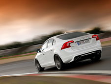 Volvo S60 by Heico Sportiv