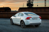 Volvo S60 Cross Country - Galerie Foto