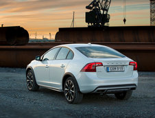 Volvo S60 Cross Country - Galerie Foto