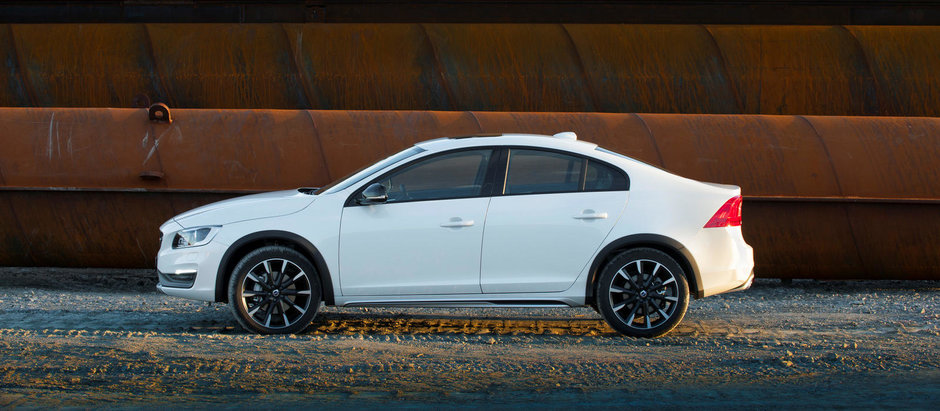 Volvo S60 Cross Country - Galerie Foto