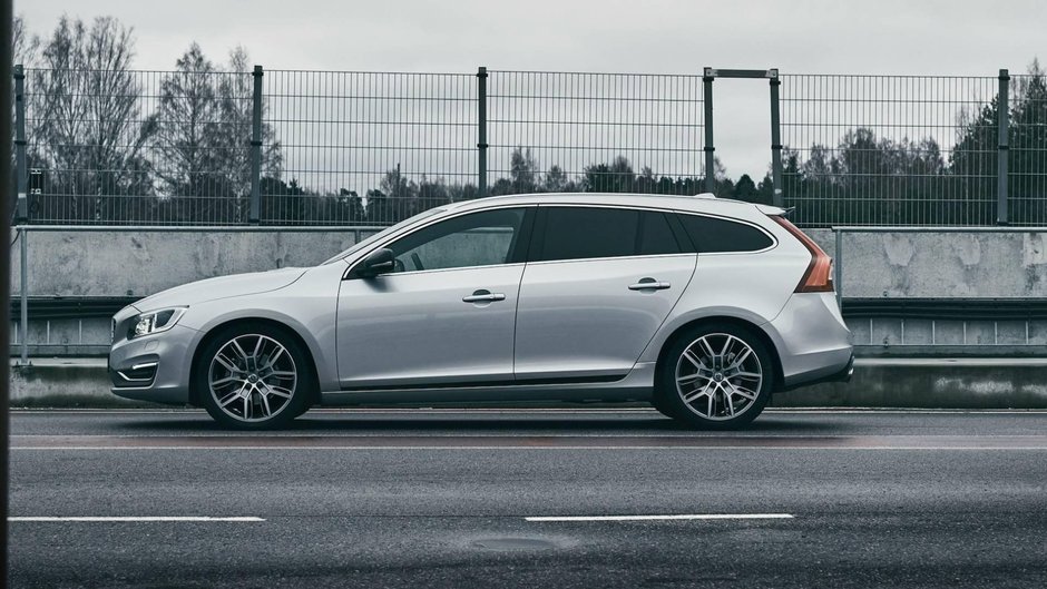 Volvo S60 si V60 Polestar World Champion Editions