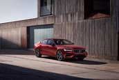 Volvo S60 T8, R-Design Plus si Inscription Plus