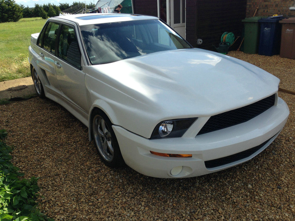 Volvo S70R cu fata de Shelby Mustang