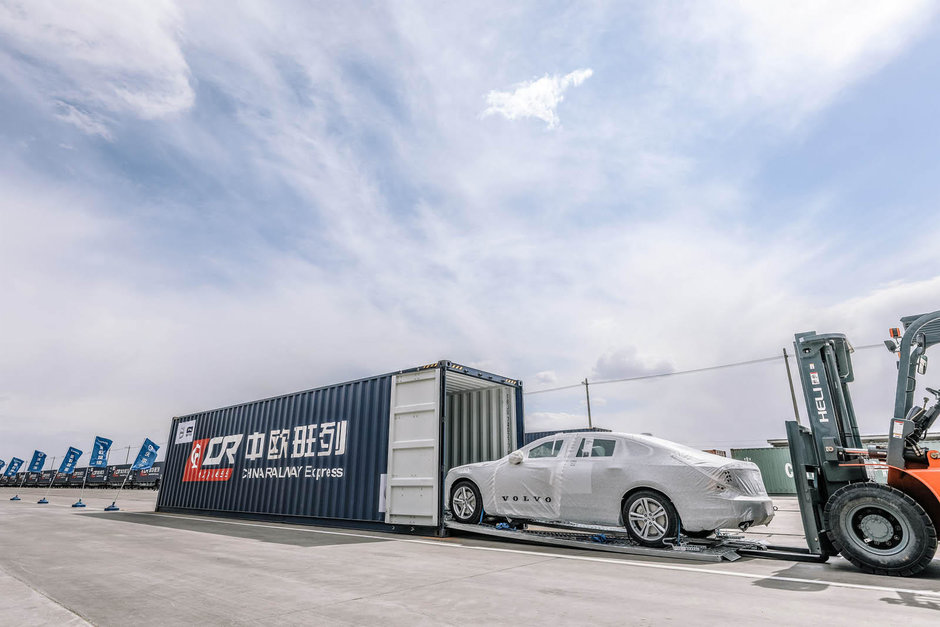 Volvo S90 facut in China