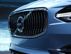 Volvo S90 - Poze Reale