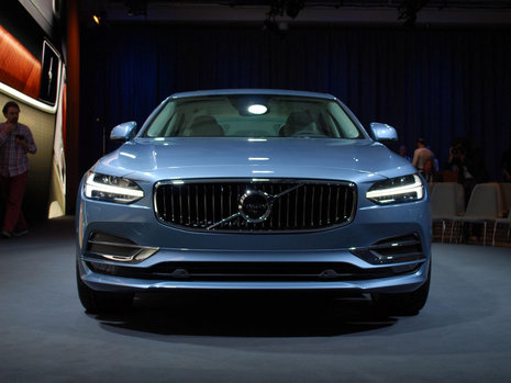 Volvo S90 - Poze Reale