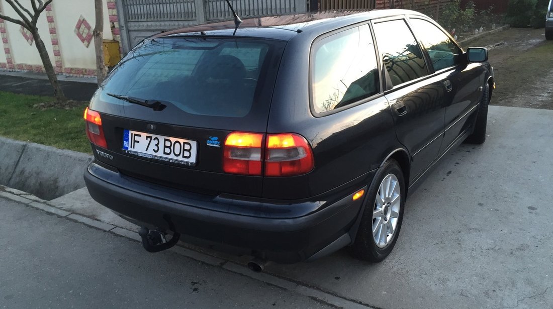 Volvo V40 1784 2000