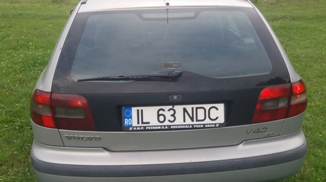 Volvo V40 19 1999