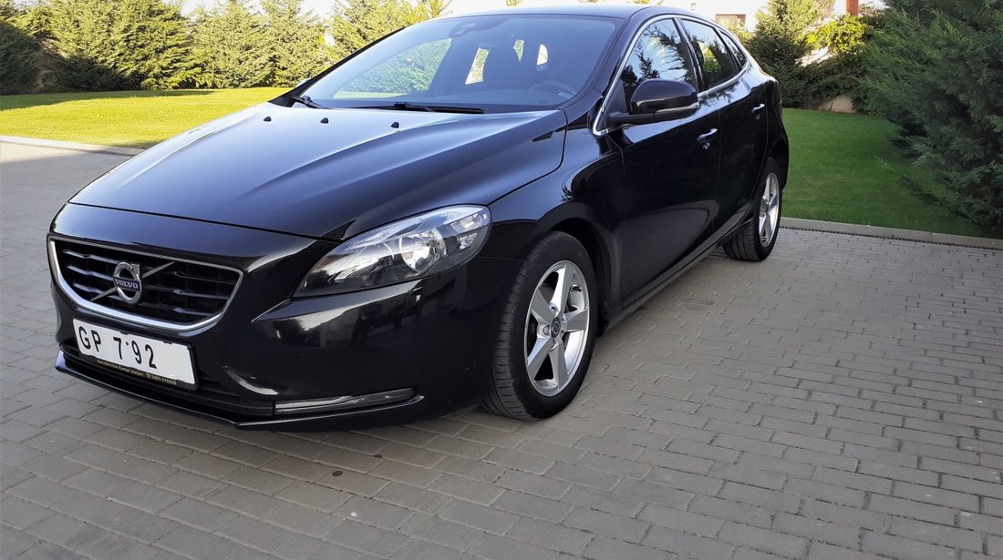 Volvo V40 2.0d 2015