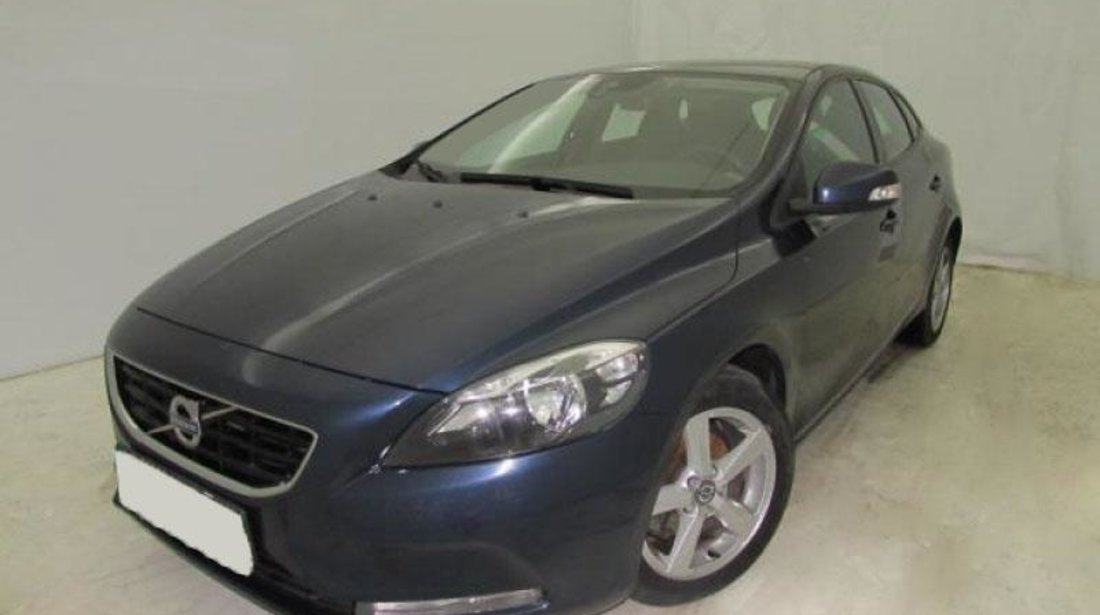 Volvo V40 D2 Kinetic Start/Stop - 1.560 cc / 114 CP 2013