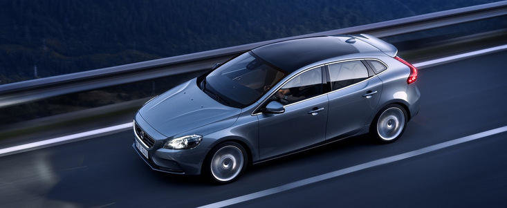 Volvo V40, disponibil si in Romania. Afla cat costa! Volvo V40, disponibil si in Romania. Afla cat costa!