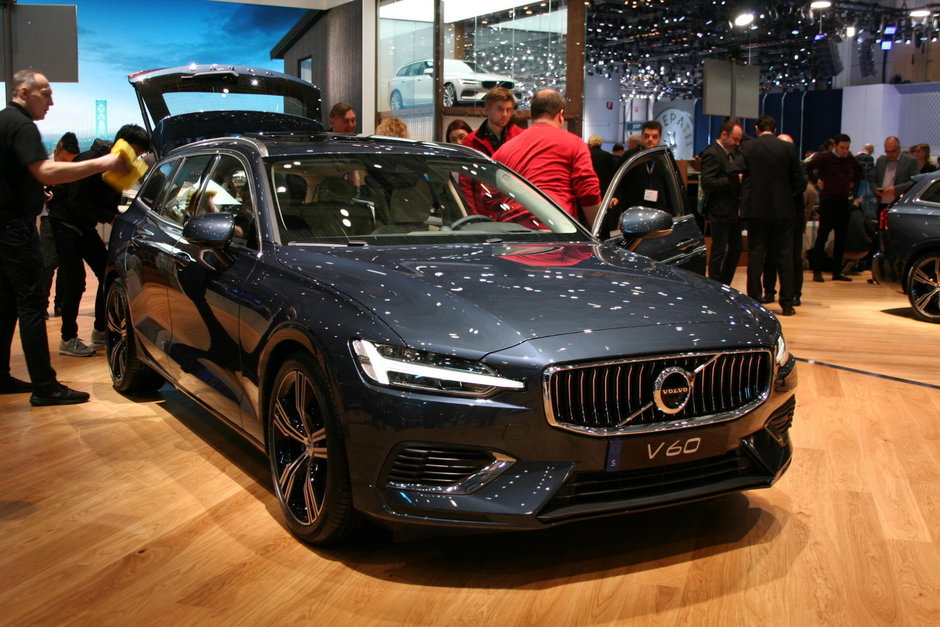 Volvo V60 - Poze de la Geneva