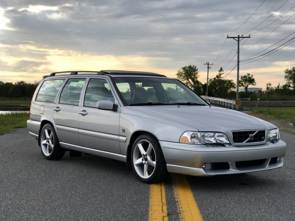 Volvo V70R de vanzare