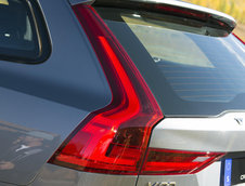 Volvo V90 Cross Country - Poze Reale