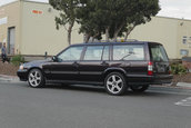 Volvo V90 cu motor V8