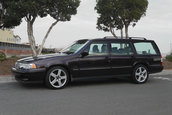 Volvo V90 cu motor V8