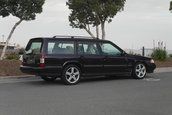 Volvo V90 cu motor V8