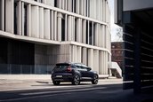 Volvo XC40, XC60 si V60