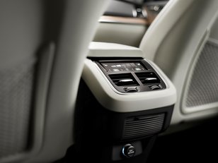 Volvo XC90 - Interior