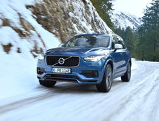 Volvo XC90 T8 R-Design