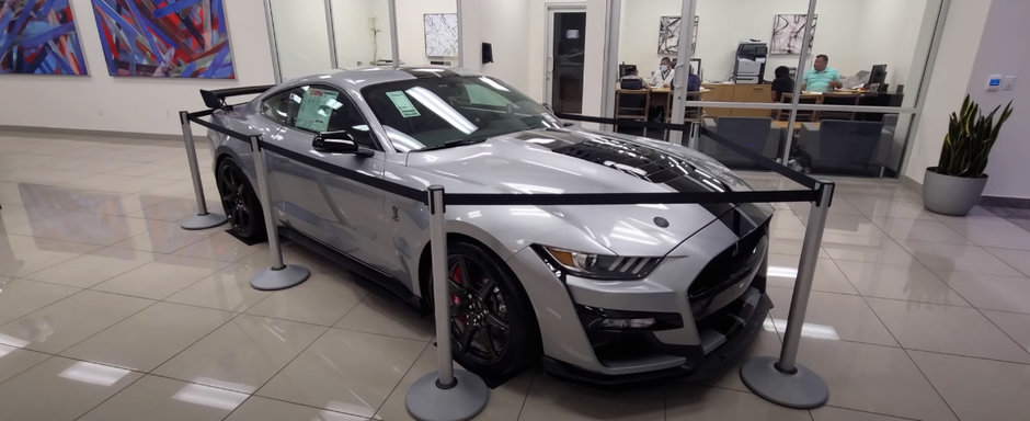 Vor sa se imbogateasca de pe urma acestui SHELBY GT500 nou nout. Suma exorbitanta ceruta pe el