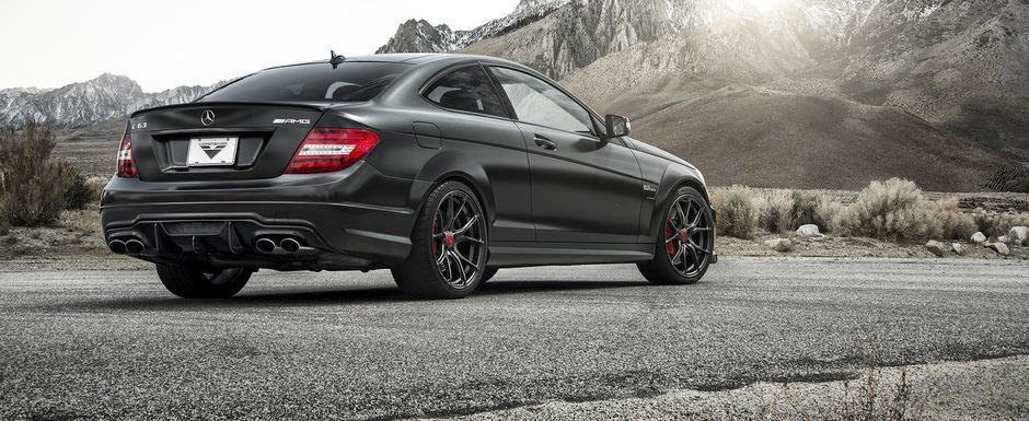 Vorsteiner ne reaminteste cat de bine arata vechiul Mercedes C63 AMG Coupe Vorsteiner ne reaminteste cat de bine arata vechiul Mercedes C63 AMG Coupe