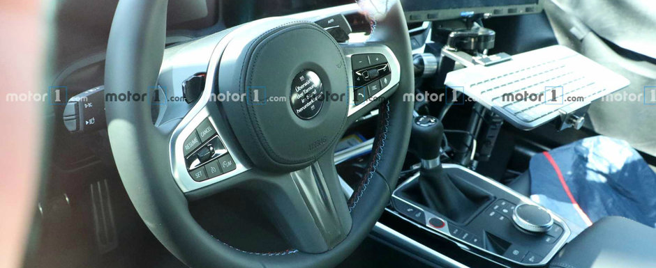 Vrea sa te faca sa uiti de grila...mai neobisnuita. BMW a scos in teste viitorul M4 echipat cu cutie manuala Vrea sa te faca sa uiti de grila...mai neobisnuita. BMW a scos in teste viitorul M4 echipat cu cutie manuala