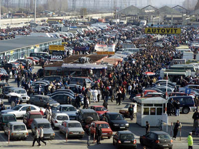 Vrei sa-ti inmatriculezi masina noua adusa din strainatate? Plateste TVA