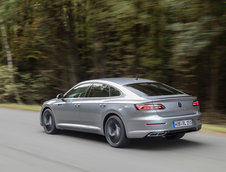 VW Arteon Facelift - Poze noi