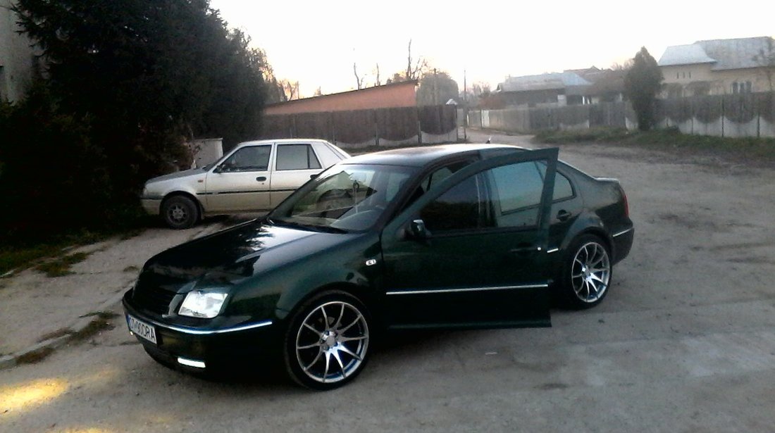 VW Bora 1,6, 16 V 2002