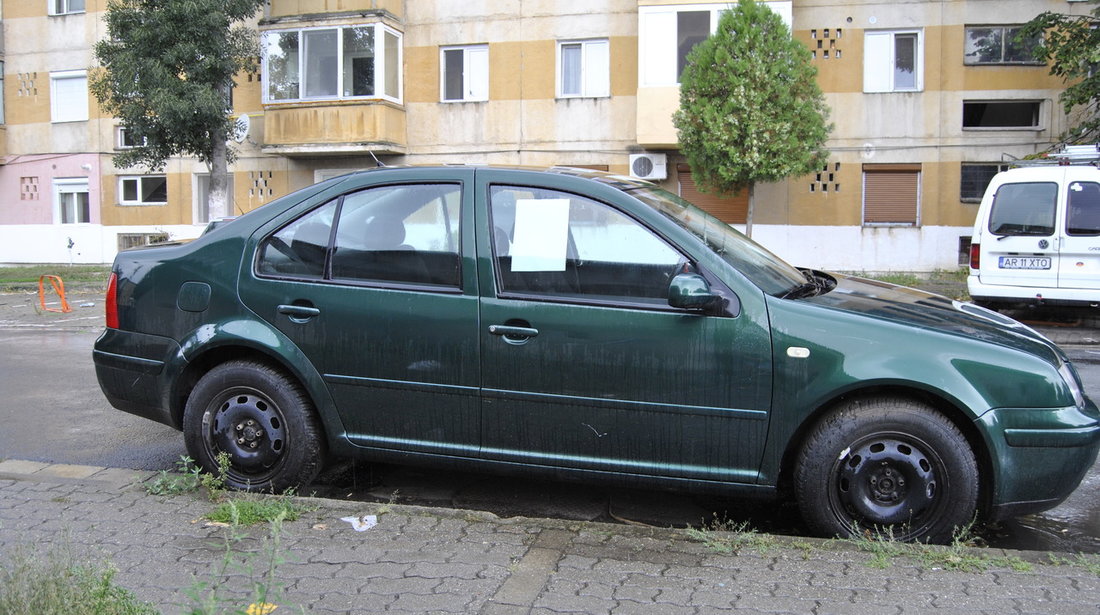 VW Bora 1.6 benzina 1999