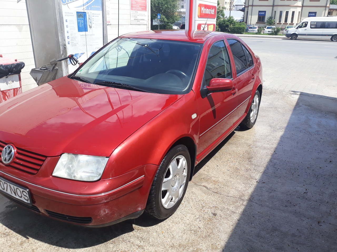 VW Bora 1.6 benzina 1999